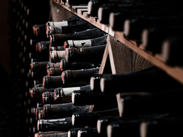 GASTRONOMIE | Comment créer chez soi la cave à vins parfaite ?